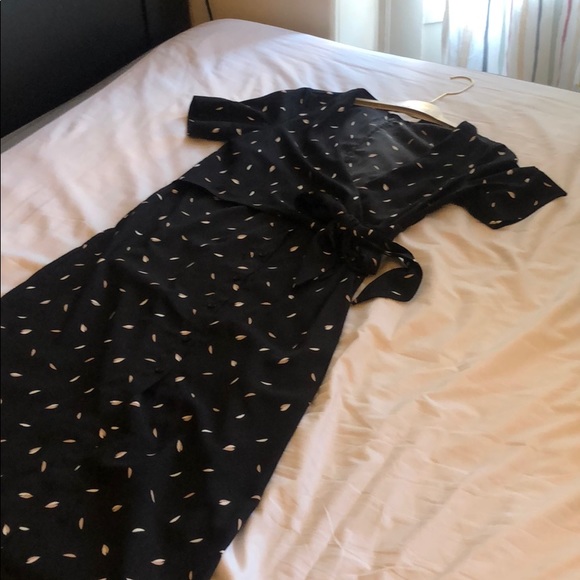 Black midi dress, great for the office - Picture 2 of 5